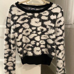 Black & White Leopard Print Fuzzy Sweater NEVER WORN